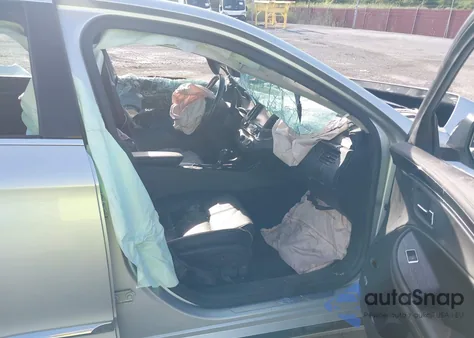 2018 Chevrolet Impala Premier z USA, uszkodzony, nr VIN 2G1125S3XJ9173740